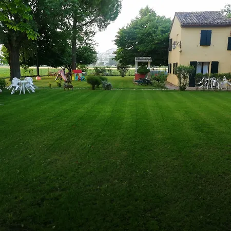 La Valle Del Poeta كاستيلْفيدارْدو