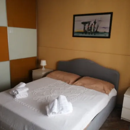 La Valle Del Poeta Bed & Breakfast