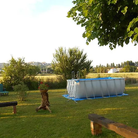 La Valle Del Poeta Bed & Breakfast