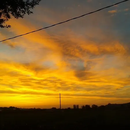 La Valle Del Poeta Bed & Breakfast 3*