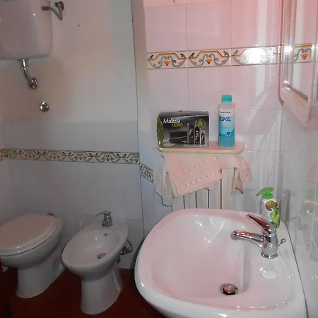 La Valle Del Poeta 3*